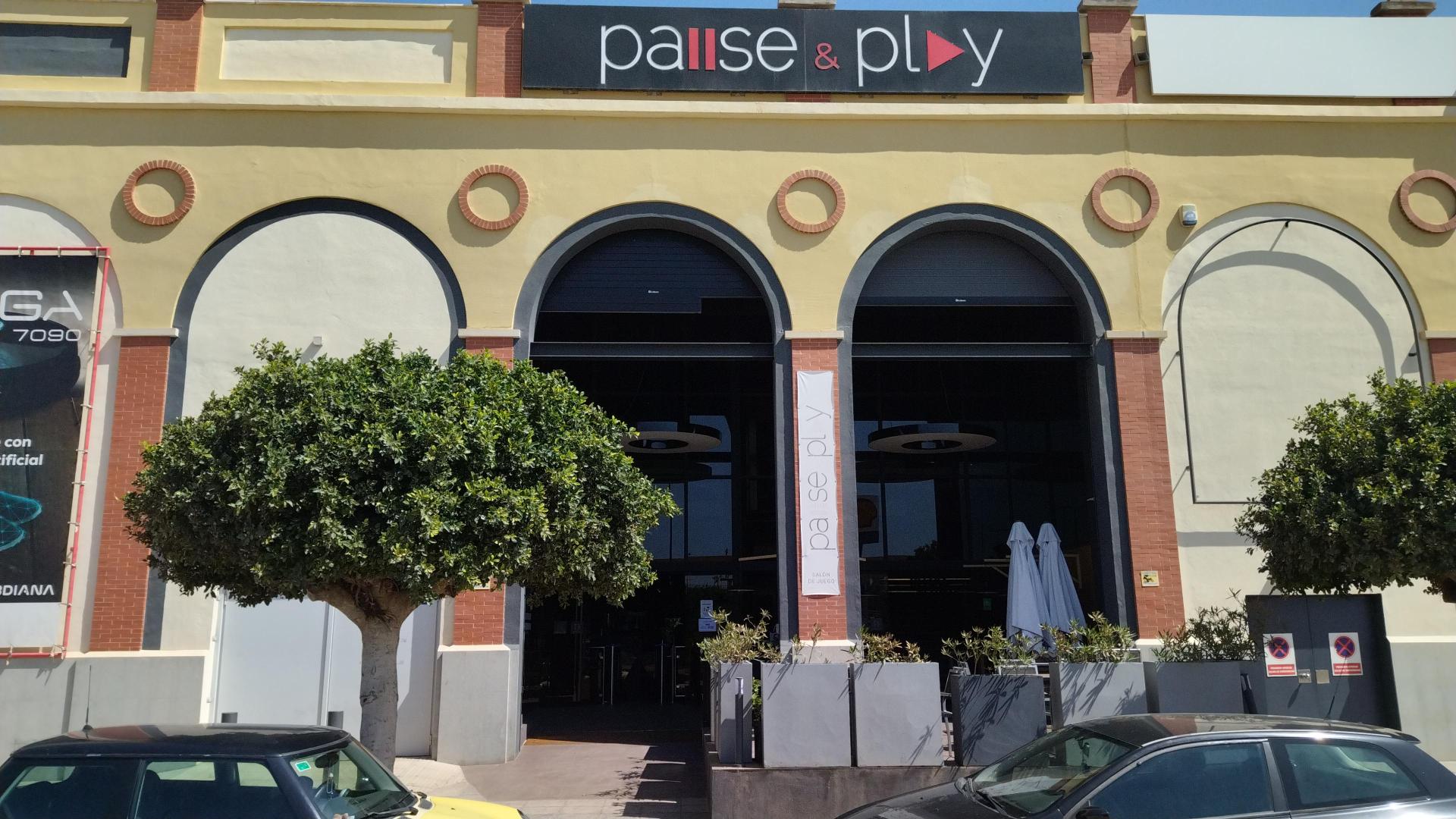 Pause and Play C.C. Plaza Mayor